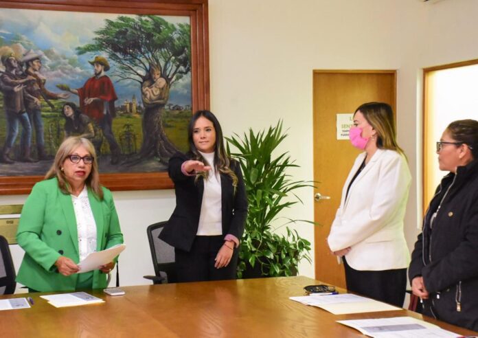 Toma protesta Mariana Sánchez Martínez como nueva contralora del