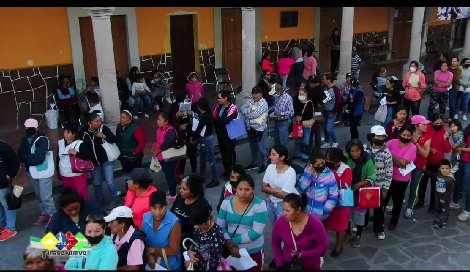 Entrega De Despensas En Jard N Principal Peri Dico Region Centro