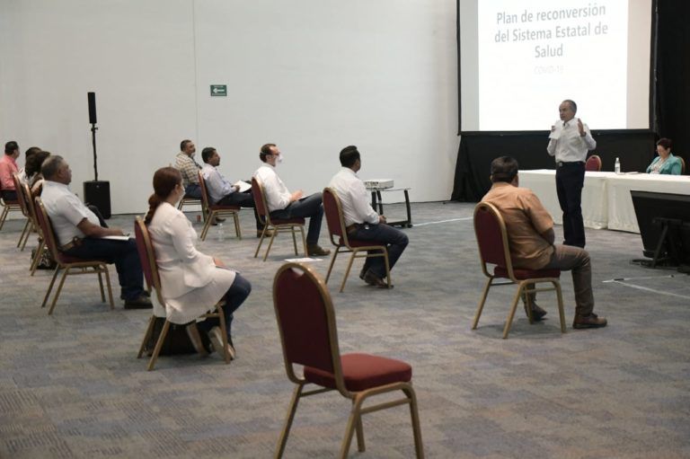 Presenta Carreras Plan de Reconversión del Sistema de Salud a presidentes municipales