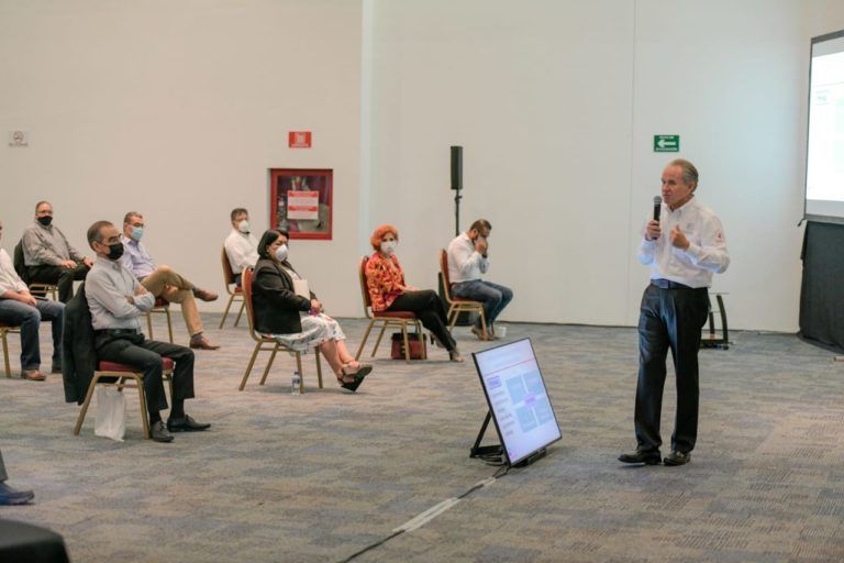 Plantea JM Carreras estrategia integral para enfrentar crisis por Covid-19