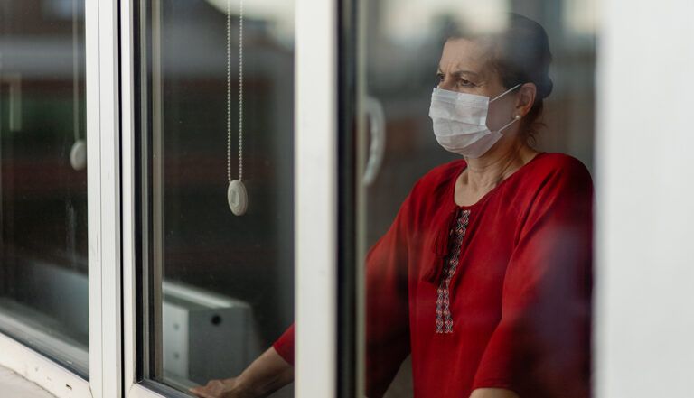 La OMS pide evitar las cuarentenas como método principal para controlar coronavirus