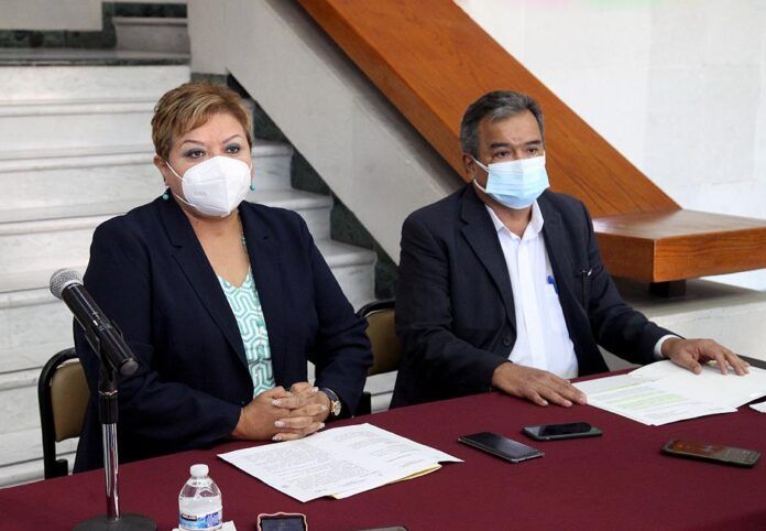 Dip. Martha Barajas García-