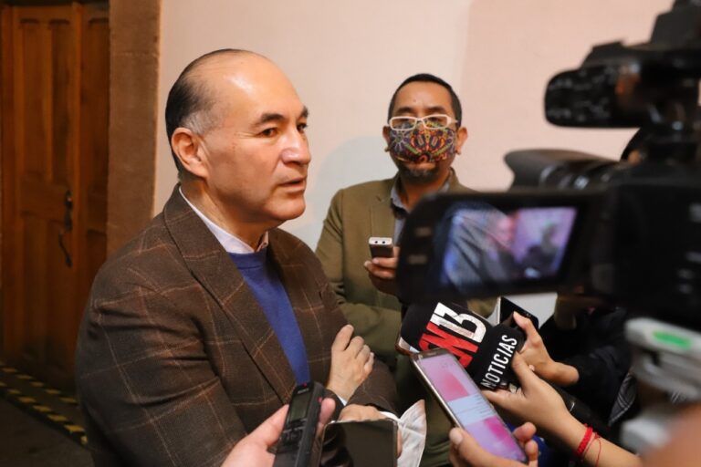 Cero corrupción en actividades comerciales, promete Galindo