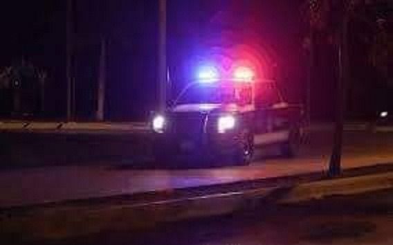 Se enfrentan policías y civiles; un muerto