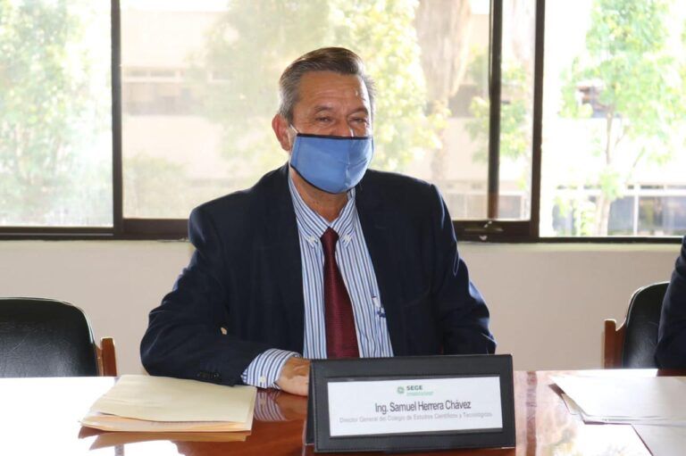 Empresa Toyota capacitara a estudiantes del CECyTE