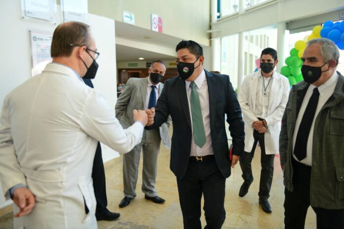 110122 0877, GOBERNADOR, FIRME EL RESCATE DEL SECTOR SALUD (4)