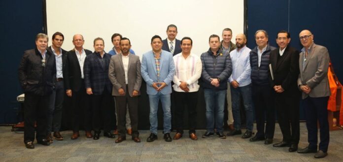 empresarios-gallardo-SLP