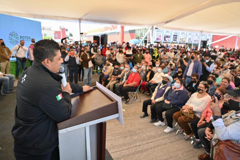 Gobernador arranca rehabilitación de avenida Fray Diego de la Magdalena