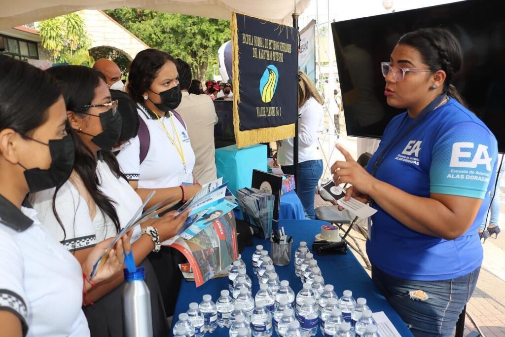 La SEGE pondrá a disposición de las y los jóvenes los programas que integran la oferta educativa con validez oficial