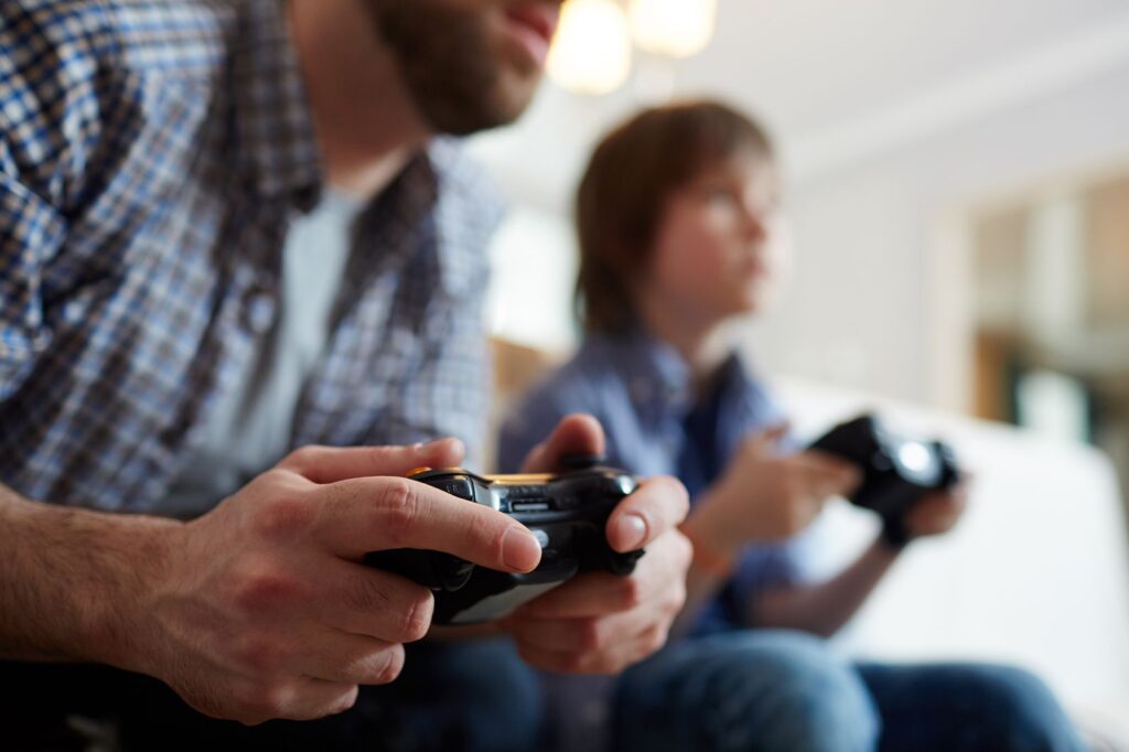 Se han atendido tres casos de hackeo a cuentas de niños entre 10 y 13 años de edad, por lo que la prevención y vigilancia por parte de padres y madres de familia es fundamental.