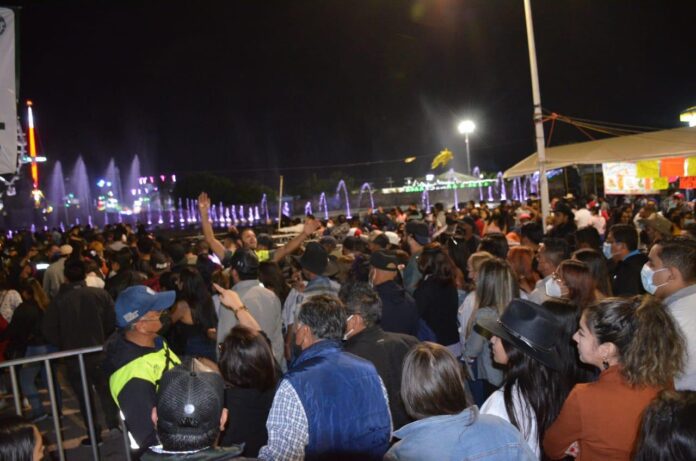 Protección Civil registró incidentes menores, pese a expectativa y número de asistentes por presentación de Julión Álvarez.
