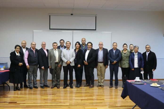 SEGE trabaja con escuelas particulares por la educación.