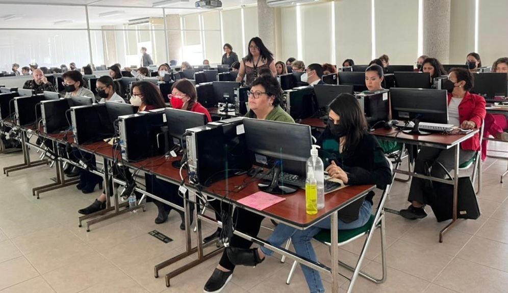 IMES capacita personal de UIG