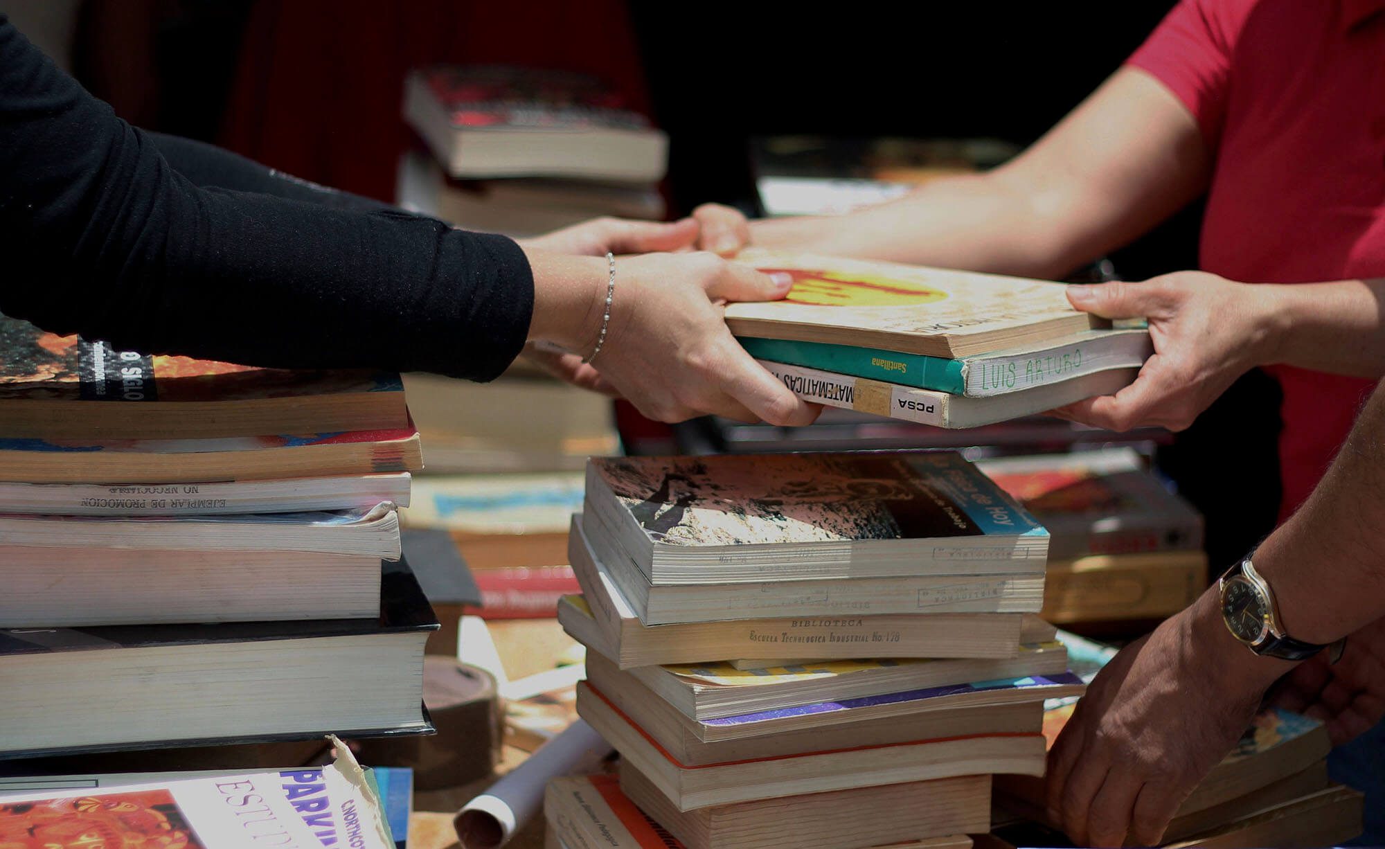 Biblioteca recibirá donación de cientos de libros | Periódico Region Centro