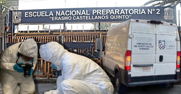 Elementos de Seguridad desalojaron al personal y a los alumnos para atender a la víctima; ya se inició una investigación por los hechos.