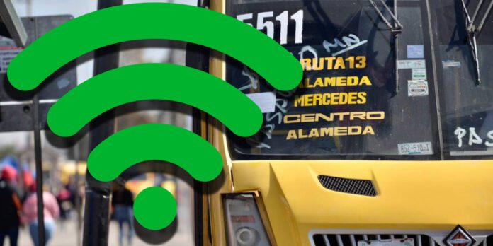 La instalación de conexión Wifi en camiones urbanos permitirá disfrutar un internet de calidad para durante su viaje en las unidades del transporte público.