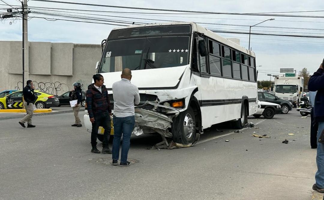 Choque en Balcones del Valle deja un muerto y 20 estudiantes heridos ...