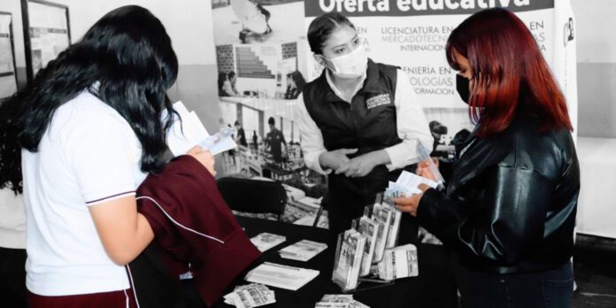 Éxito la Primera Expo Vocacional-2023 0 Participaron instituciones del nivel superior como: UASLP, ITSLP, Universidad Politécnica, Universidad Cuauhtémoc, UCEM, entre otras.