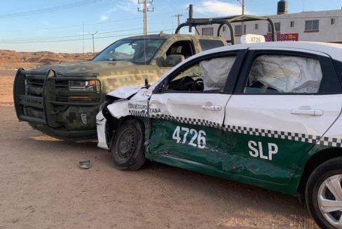 zaragoza.- choca taxi contra vehículo militar, seis lesionados
