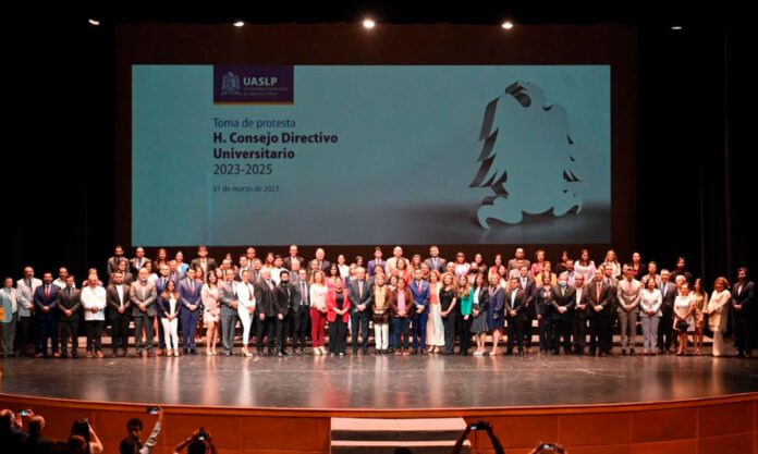 RINDEN-PROTESTA-UASLP