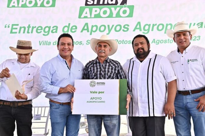 OBIERNO ESTATAL LLEVA APOYO AGROPECUARIO