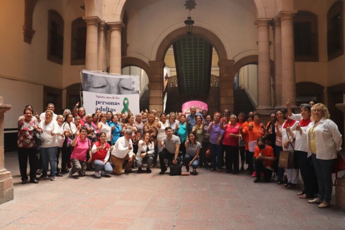 Fomenta DIF Municipal la cultura e historia de la Capital en los adultos mayores