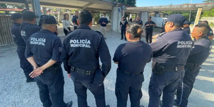 Un total de 20 policías municipales tomaron el curso para el uso correcto de la Fuerza Pública.