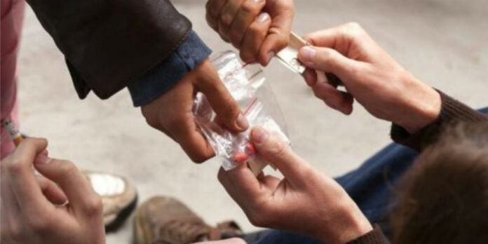 Menores empiezan a consumir drogas desde los 8 años, advierten autoridades de SLP
