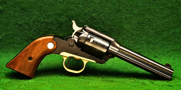 ¡Revólver calibre 22 dentro de primaria en Rioverde!