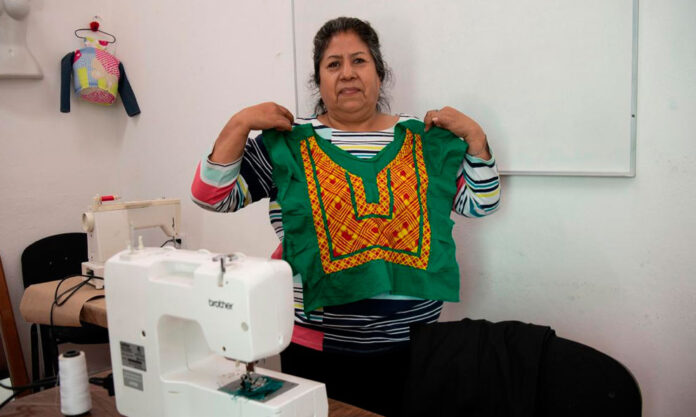 Taller gratuito de corte y confección en Soledad